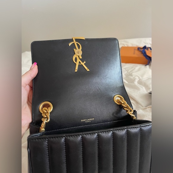 YSL MEDIUM VICKY BAG - Picture 7 of 7